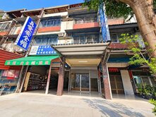 ღ獨家.搶先看!旗山溪洲醫院正對面文武百業透天店面