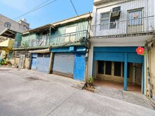 前鎮鬧中取靜建地