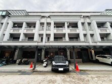 【吳虹誼】大寮捷運站★翁園國小旁面寬精美裝潢雙車墅