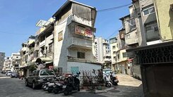 面寬9米前後路邊間透天