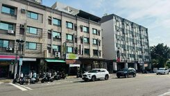 【虹誼】高餐大金店面精華文教商圈★ 4 樓透天店住