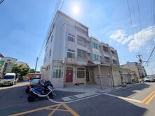 豐原活路邊間大地坪透天🌻使用空間近百坪可停多車