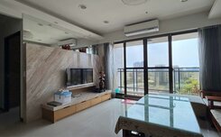 中正高工旁高樓層邊間景觀宅~三房平車雙衛浴開窗