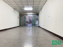 【新市大營5房鄰路店住合一透天】