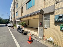 亞運球館.華勛商圈約9.6米大面寬金店面