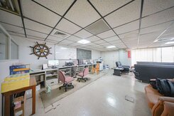 亞灣近高雄展覽館輕軌免千萬商辦