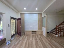 圓堡精緻裝潢花園車庫別墅