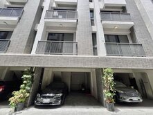 仁雄商圈#國道10號#社區正雙車優質透天車墅