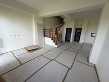 員山邊間全新大坪數透天