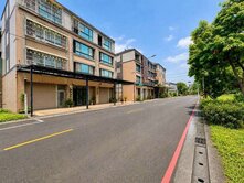 楠梓・高大東段雙車美墅・面寬實用・降價2280萬