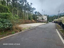 小半天石馬公園旁臨路農地