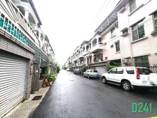 歸仁圓環朝南傳統孝親5房車墅-生活機能充裕