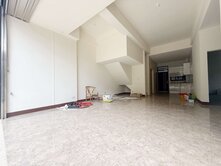 店長嚴選弘文中學弘文麗康全新臨路五套房邊間電梯別墅