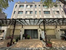 北屯廍子公園｜稀有臨路雙車別墅｜可店住合一