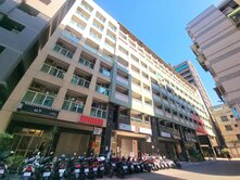 逢甲大學套房☆想當包租公從套房入手★屋主賠售殺出