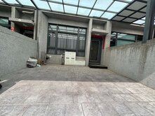 南投市輕屋齡雙車孝親墅