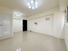 崇光國小全新整理電梯兩房|遠見房屋