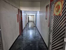 鼎山街大樓大套房格局好方正~採光好