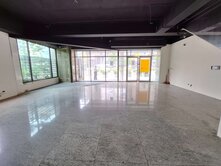 中華路角間大面寬金店面