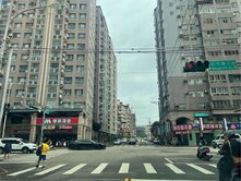 太子地球村/松竹商圈黃金店面 平面車位