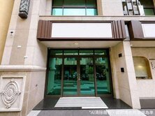 小港｜漢民商圈金店面｜康莊大道1+2樓附平車