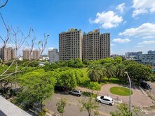 烏日高鐵特區❤️面公園臨路電梯大別墅