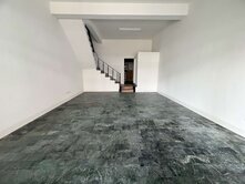 近正義三角窗旁1+2樓店鋪｜收租自住皆宜