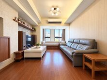 買房找露西★中山醫豐富公園｜三房休旅車位｜採光視野