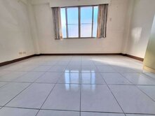 中台科大別墅～華陽山莊~前車庫後花園~優雅清新住宅
