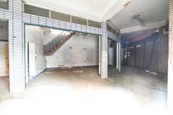 五甲熱鬧商圈/稀有三角窗