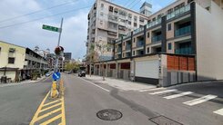 暨南科大草屯分校全新電梯別墅~富功國小萬坪兒童公園