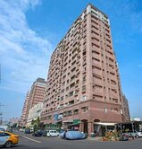 實登價還不夠出價談💪陸軍官校大坪數雙衛開窗大平車