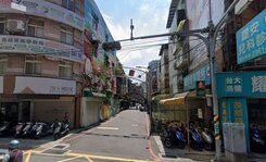 海山方便停車一樓