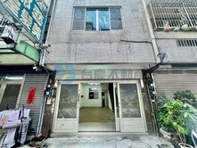 近成大商圈用大樓價買透天三樓