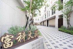 楠梓高科大特區#稀有全新未住#唯一釋出電梯車墅