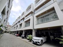 大社萬金🍎電動樁大面寬併排雙車🍎孝親房別墅