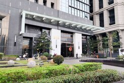 七期市政中心全新未住豪宅★破盤價30萬/坪一層一戶