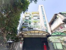 🍎朝南面公園🍎市政府一層一戶電梯大3房★游佳諭