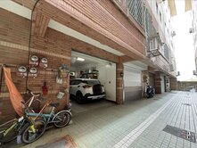 臨近高大特區首選車墅/亞熱帶/屋況佳
