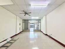 大里超強機能透天.可停多車大地坪倉儲/工作室首選