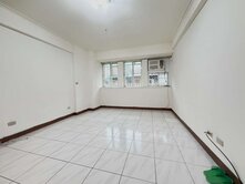 🍀景安城龍次頂樓3房+平車🍀住商邱惠雯
