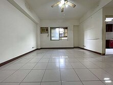 近經貿中央公園vs捷運⭐水湳４房+平面車位⭐震後屋