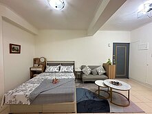 型男轉身 電梯大套房 浴室開窗 台南房地產
