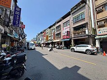 後驛高醫商圈 熱鬧透天店住