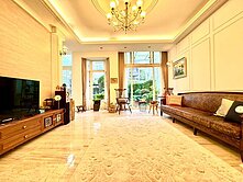 【台灣小廖】綠大地電梯別墅，裝潢超優，庭院車庫皆有