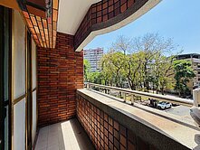 我最便宜凹子底公園｜巨蛋商圈永久棟距｜超大明亮３房