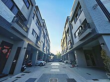 洽承辦~沙鹿靜宜商圈|璞悅敦峰|四房別墅