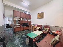 小港二苓商圈室內80坪優質透天