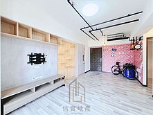 洽專員最便宜來電隨時看視野兩房車！超大室內約20坪