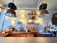 松竹商圈黃金1+2樓店住